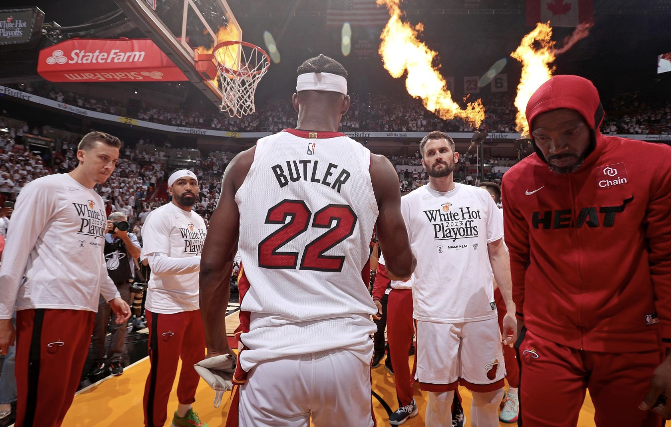 开云体育入口-热火B队横扫美国男篮，威斯布鲁克完成帽子戏法