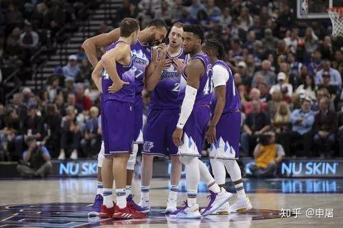 湖人横扫76人,费沃斯一己之力扛起全队的简单介绍 湖人横扫76人,费沃斯一己之力扛起全队的简单介绍