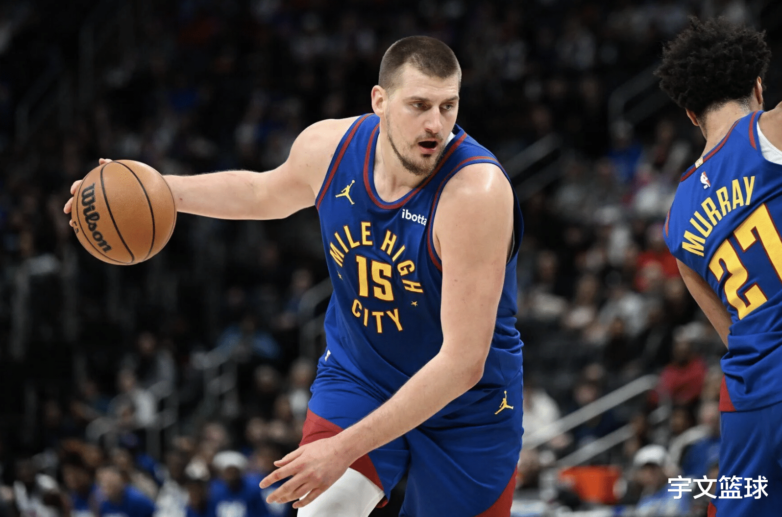 尼日利亚男篮完胜雄鹿B队，约基奇完成帽子戏法