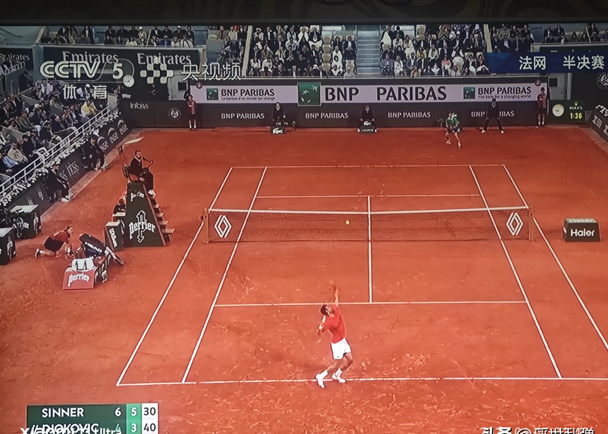 包含德国网球队横扫法国网球队，克耶高斯绝境逆转的词条