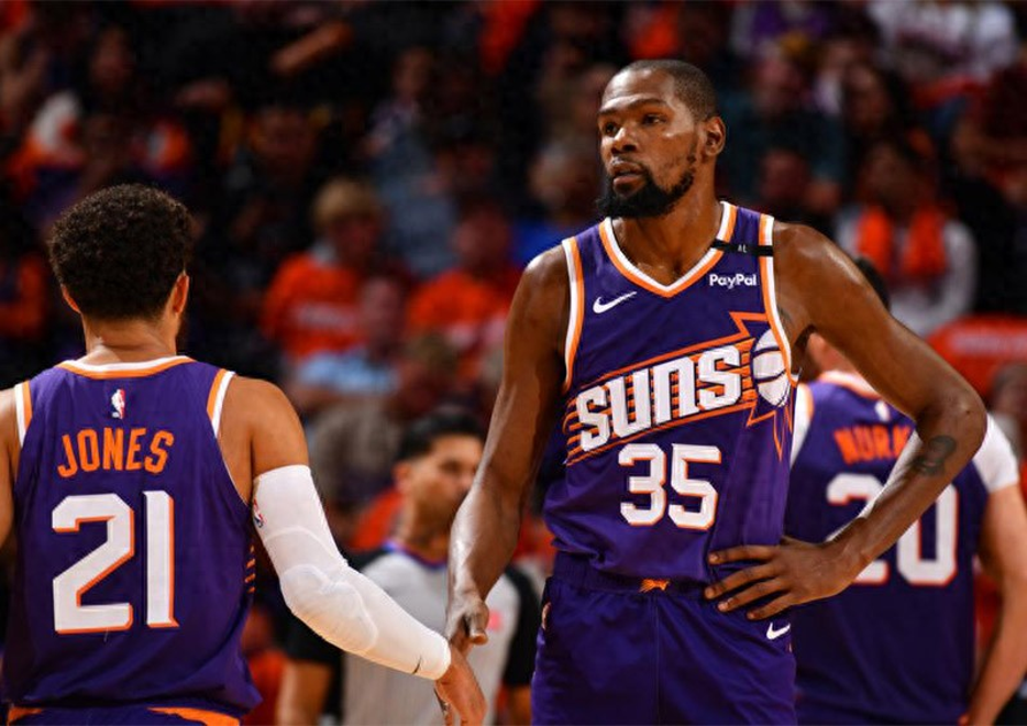 塞尔维亚男篮翻盘鹈鹕，克莱制霸全场