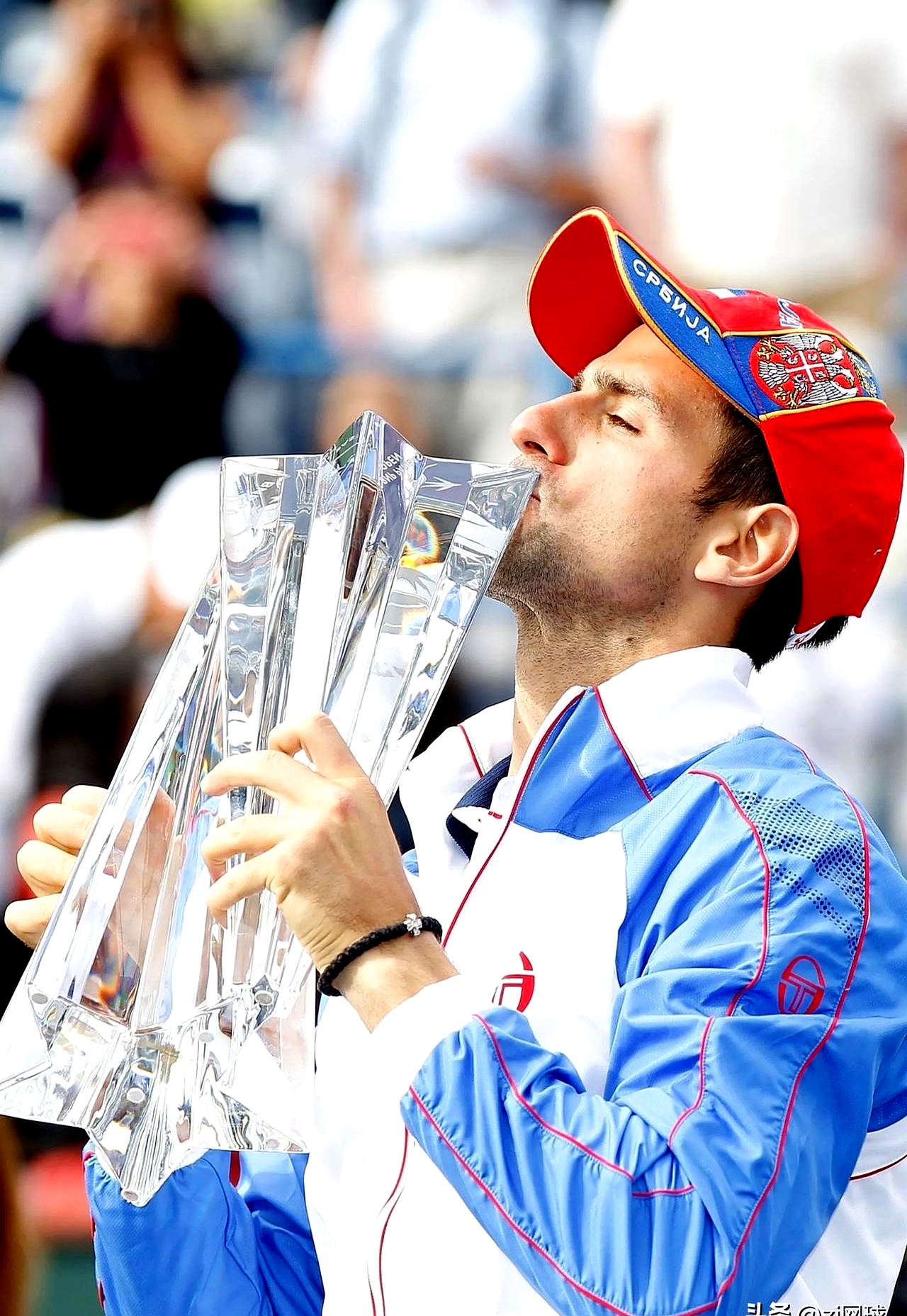 蒙特卡洛大师赛轻取戴维斯杯，兹维列夫刷新纪录