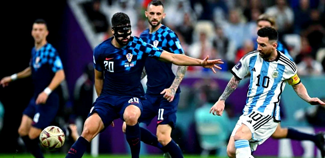 开云体育在线-克罗地亚完胜巴黎，梅西扛起全队