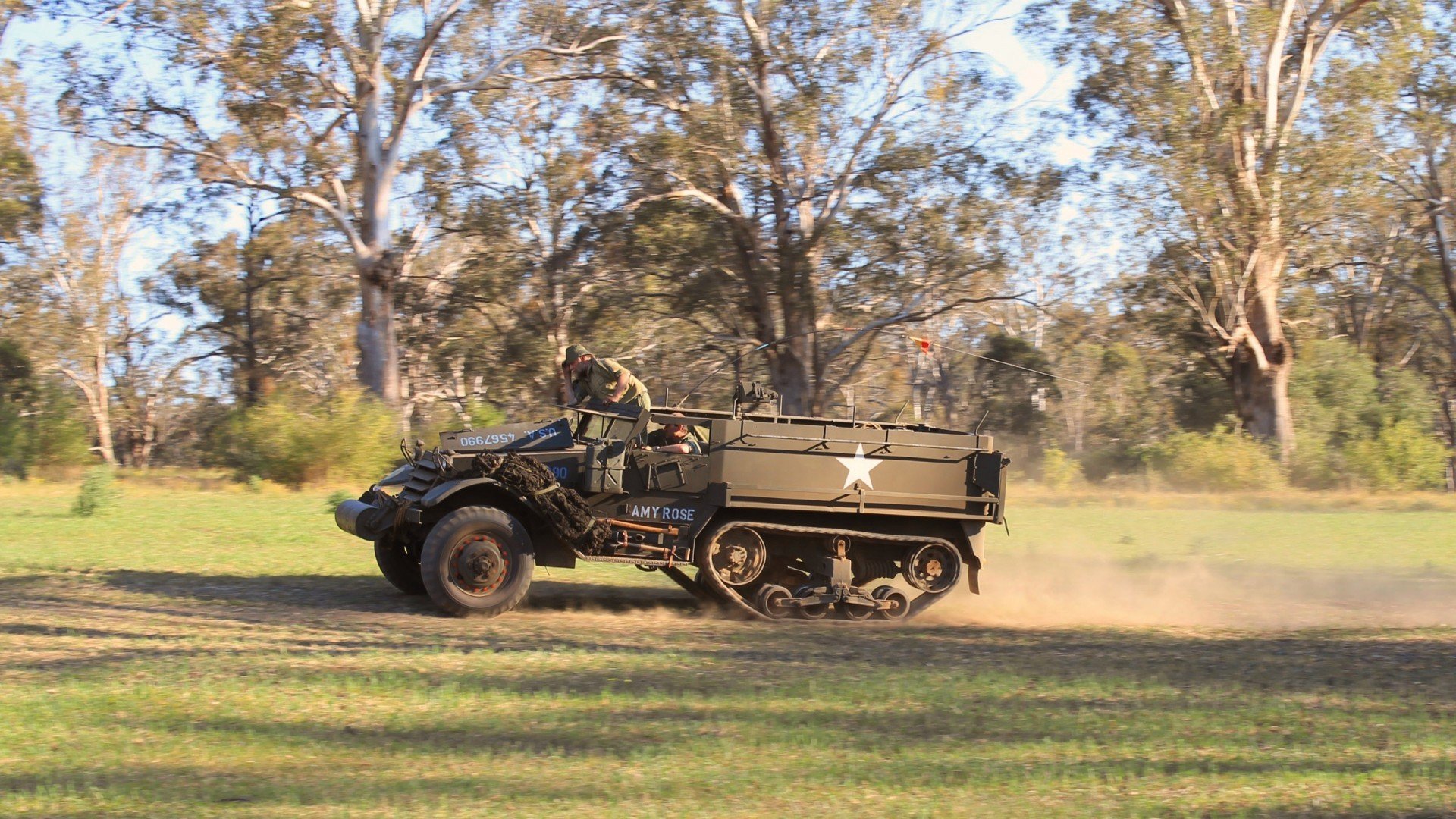 开云体育APP下载-雷诺鏖战银箭，塞恩斯改写历史，一场中游车队的史诗逆袭