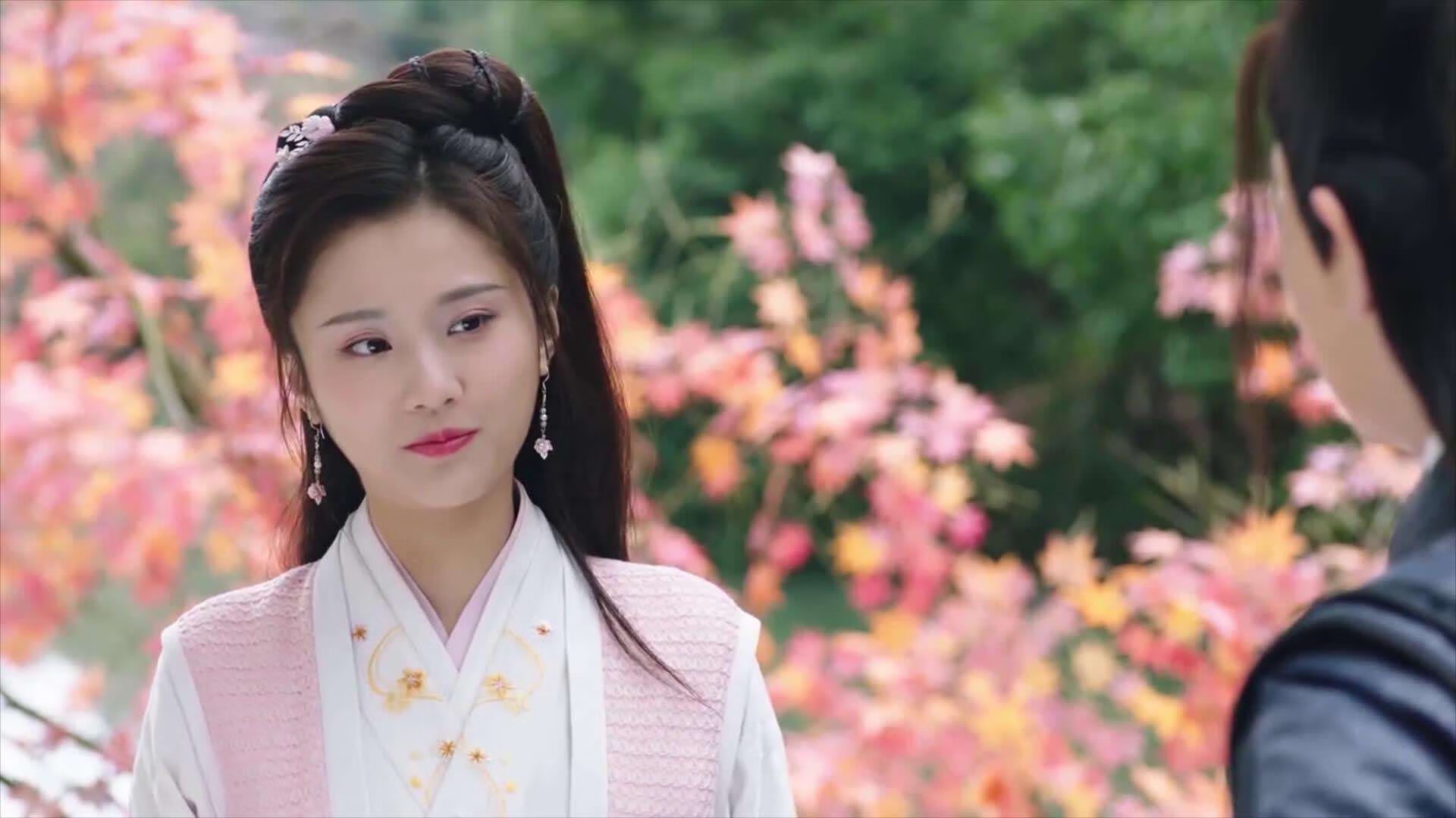 开云体育-篮球场上的指南针，哈登用37分引领湖人狂胜吉林队