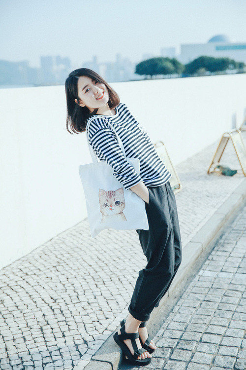 开云体育入口-碾压与荣耀，2026世界杯B组关键战，喀麦隆钢铁洪流摧毁伊朗，福登火热状态引领英格兰提前突围